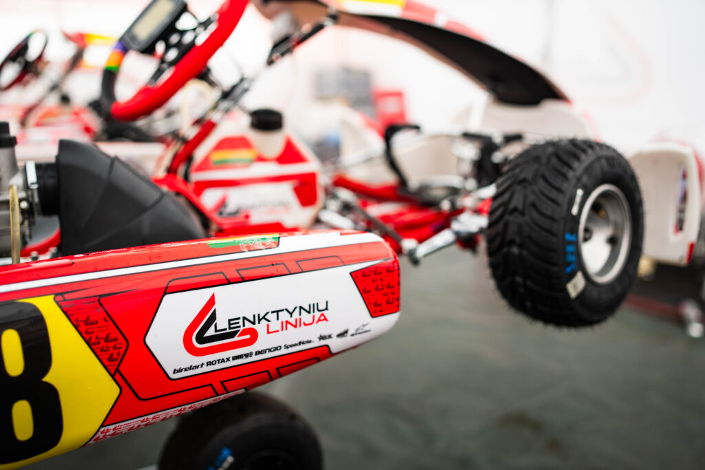 ArmandasKnezys_260426_Rotax_Aukstadvaris_00002 Aurum 1006